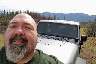 jeep jku mountain selfie