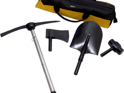 off road recovery tools and bag