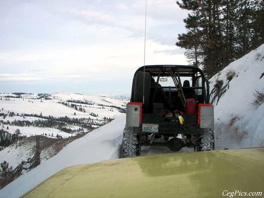 fj40 snow wheeling cliff