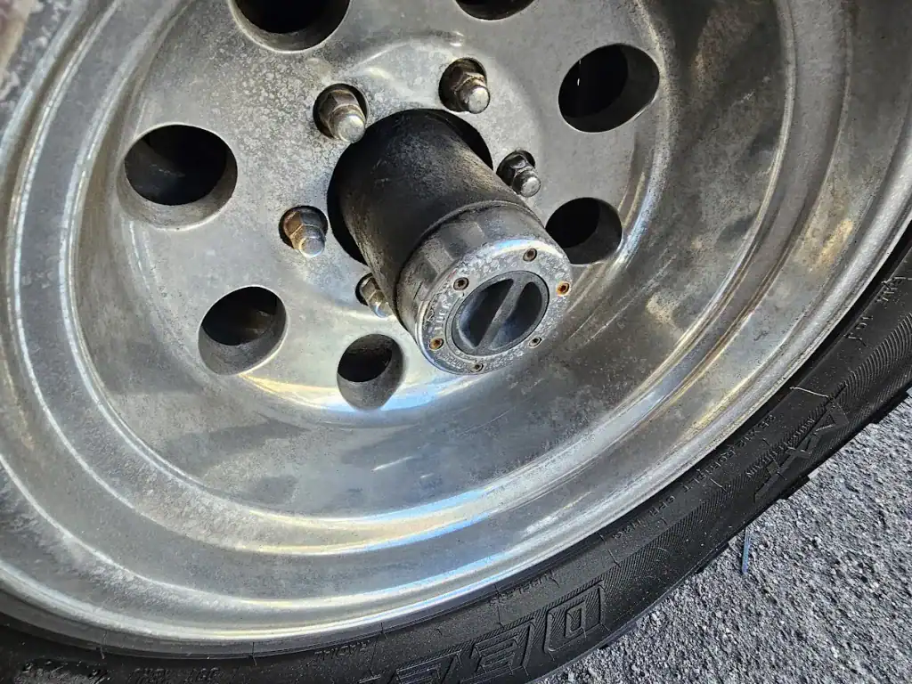 4x4 locking hubs 37