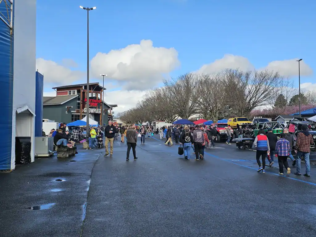 moonshiners 4x4 swap meet 22